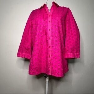 Choice bright pink eyelet cotton button down top, 3/4th sleeves. Sz PM. Preowned